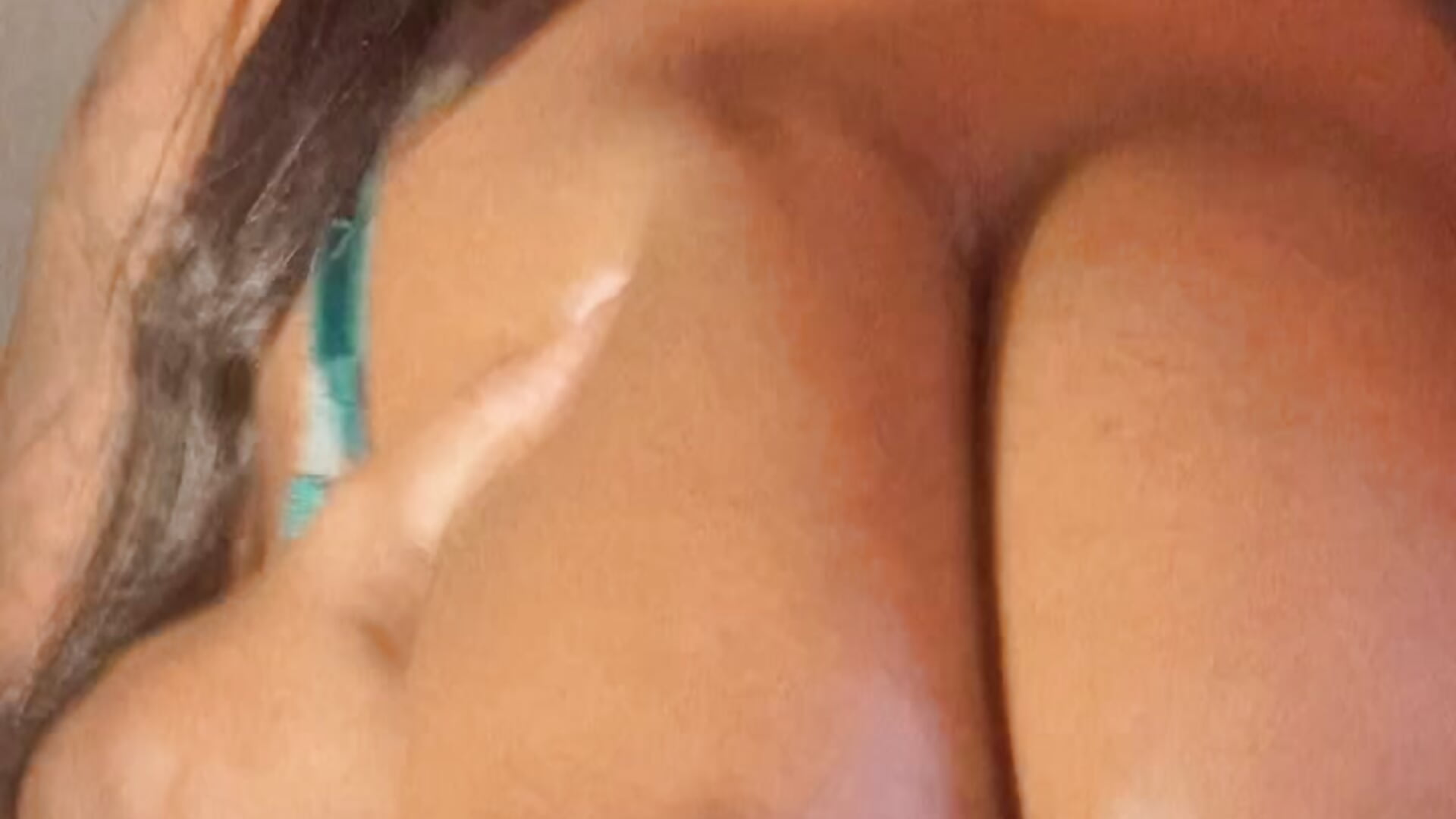 Oiled boobs 💦😈 - Cocoxo_ 캠 모델의 동영상