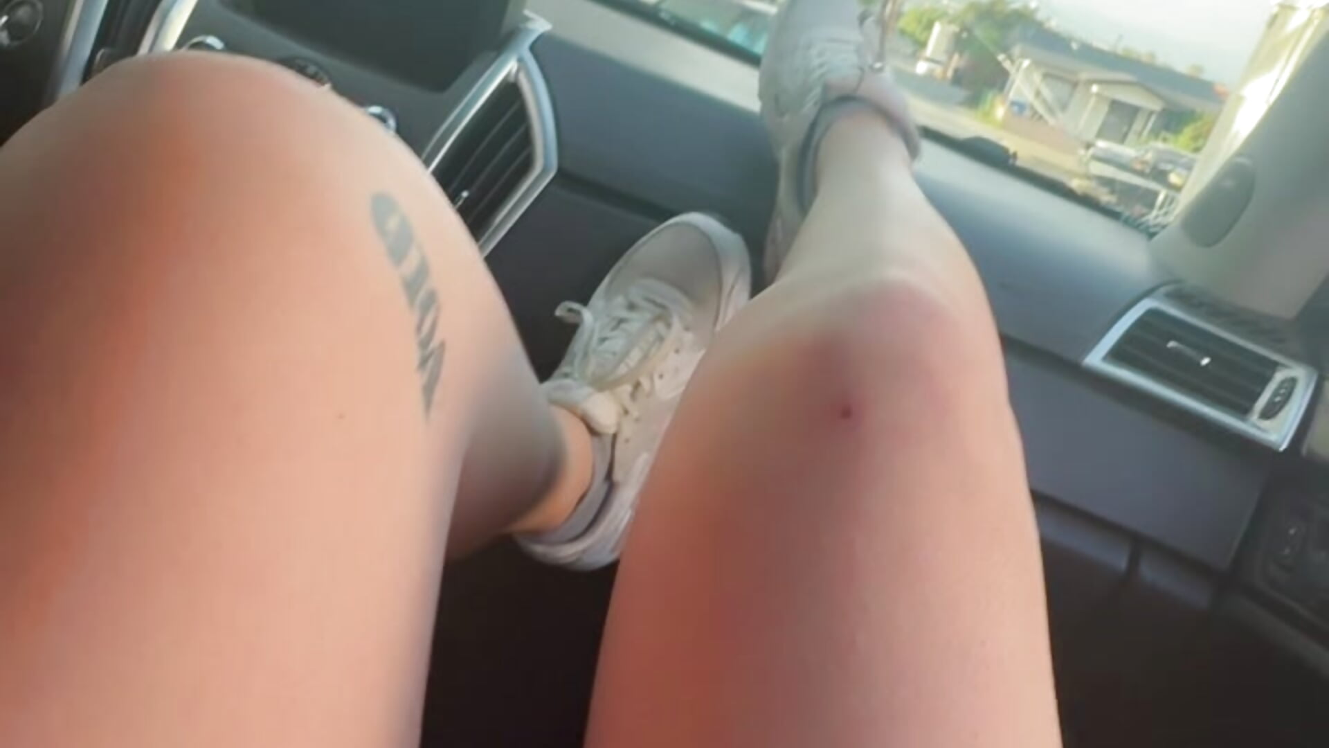 C0F533DC-D633-4A89-90B5-12D5FE9BB2F0 - video by badlil3m cam model