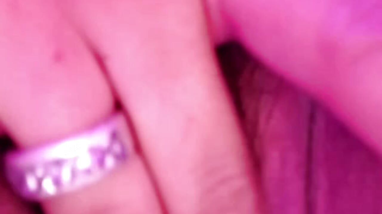 pamper my delicious pussy 🥵🥵 – video af Veronica__Olson_ cam-model