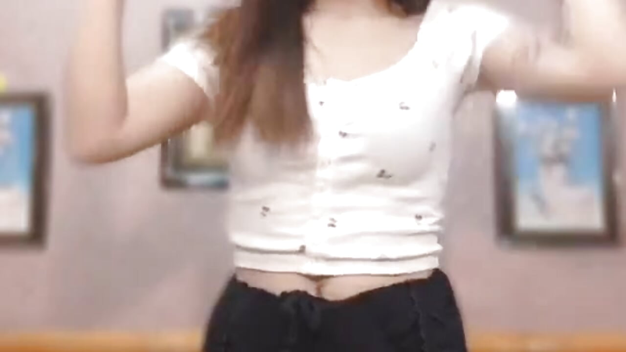 sexynica on her cute dance - 視頻由 Sexynica 主播提供