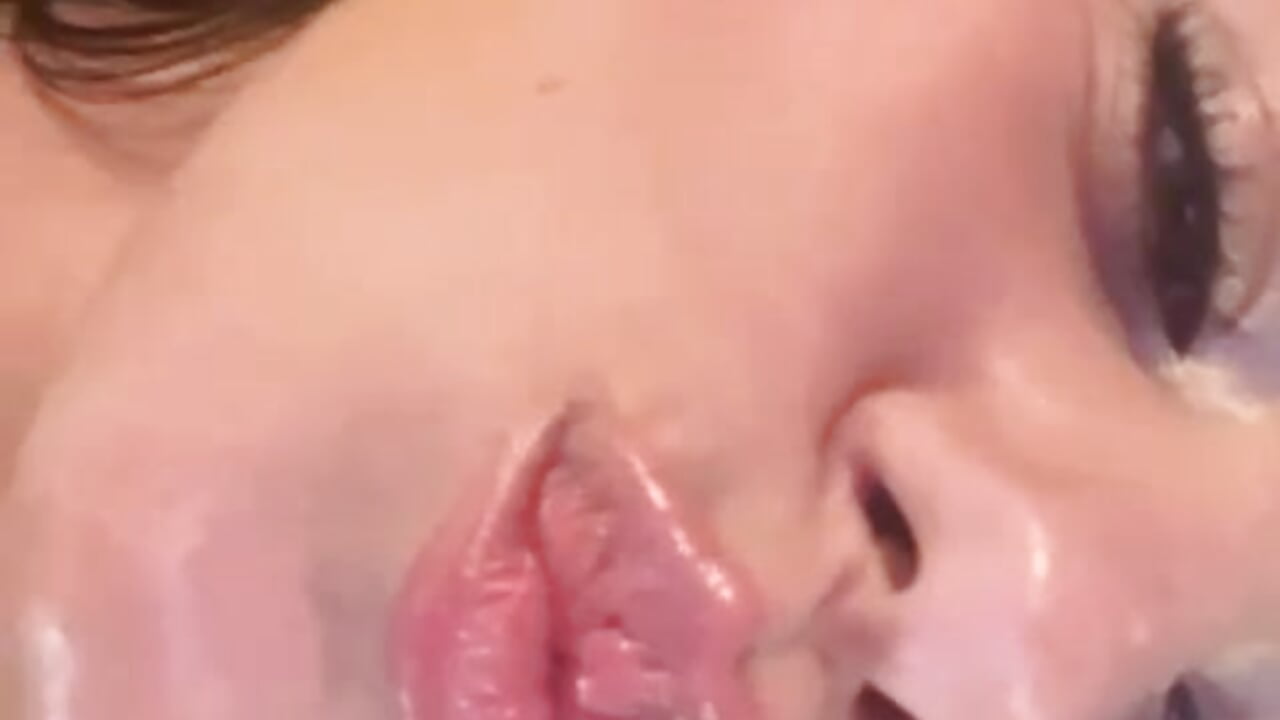 Dangerously sweet and a little naughty 😈 - video by Sophia_smith19_ cam model