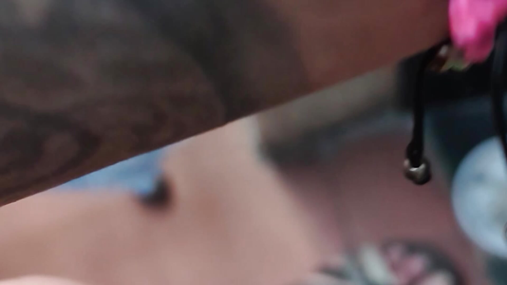 TATOOS – video modela na kameri Alexia69812