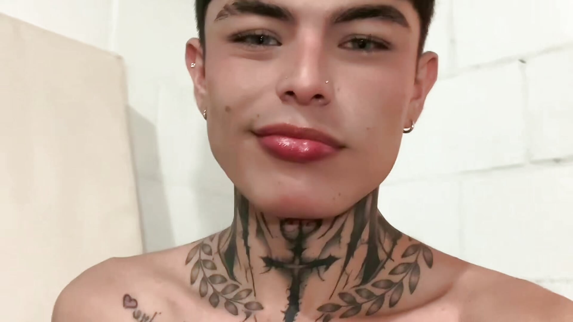 48cfdd2c9d3b4baea4afbd8deae4fa7e - відео від вебкаммоделі badboy-fox