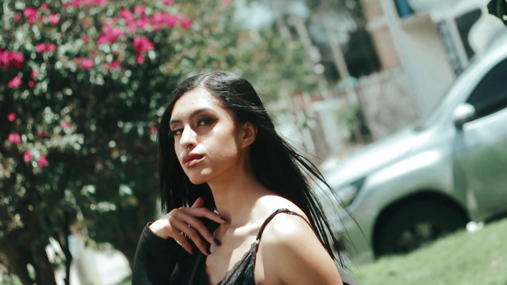 As burning as fire and as bright as the stars – video modela na kameri LilithDesire_