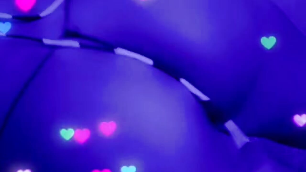 1002054460 – video af Sexy_mamii cam-model