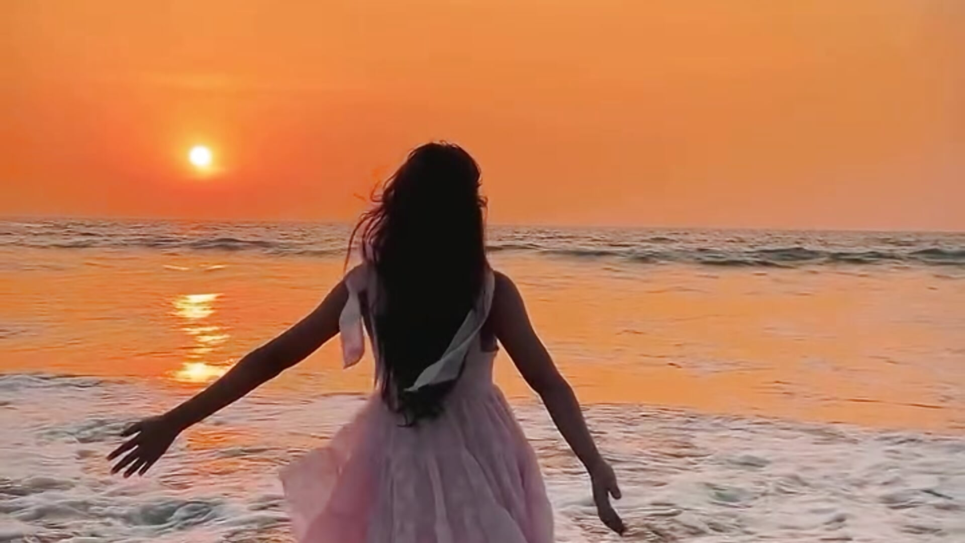 Goa wale beach ⛱️ pe - Vani-verma 캠 모델의 동영상