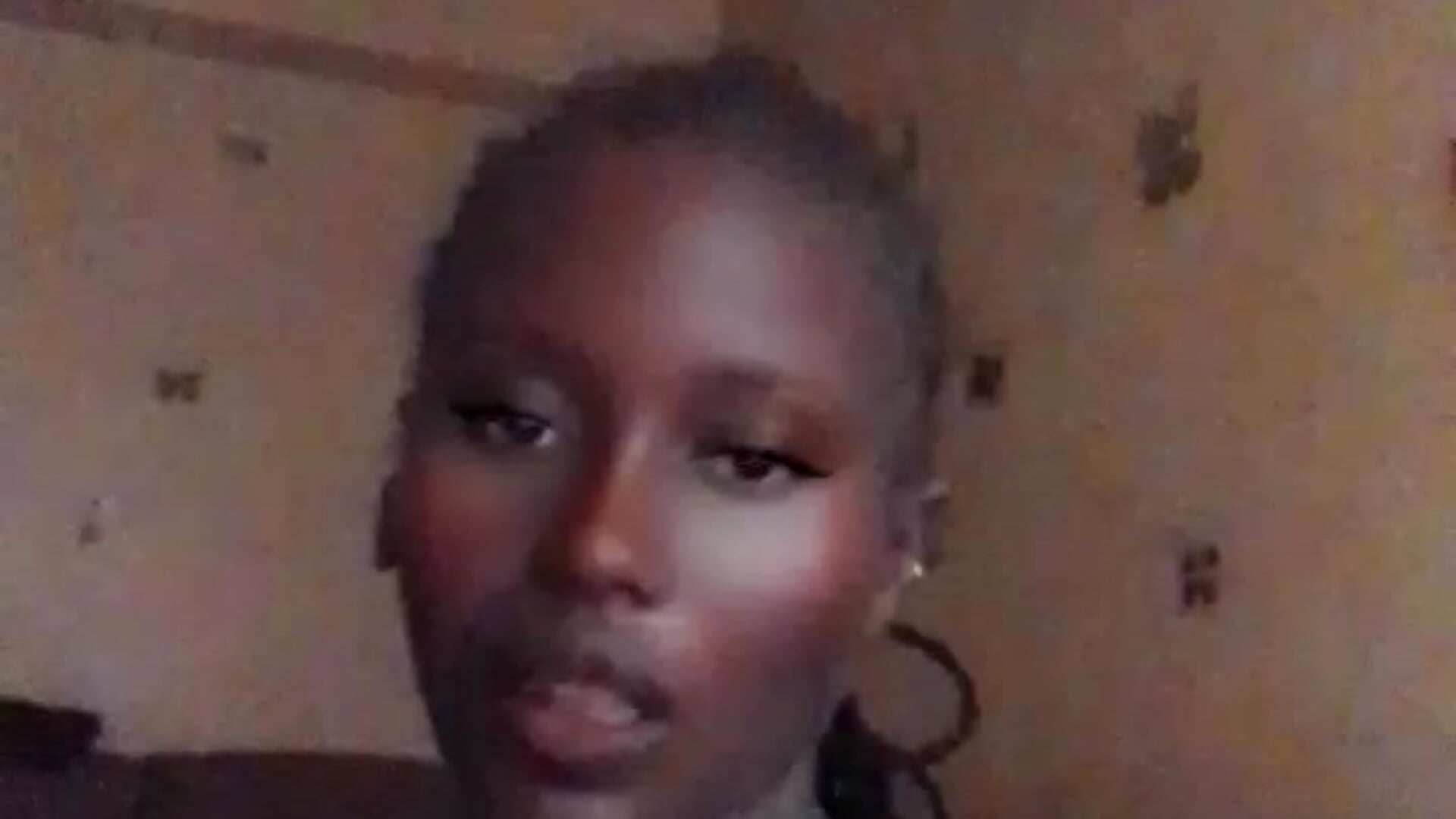 6443 - video by Tamiaa_22 cam model