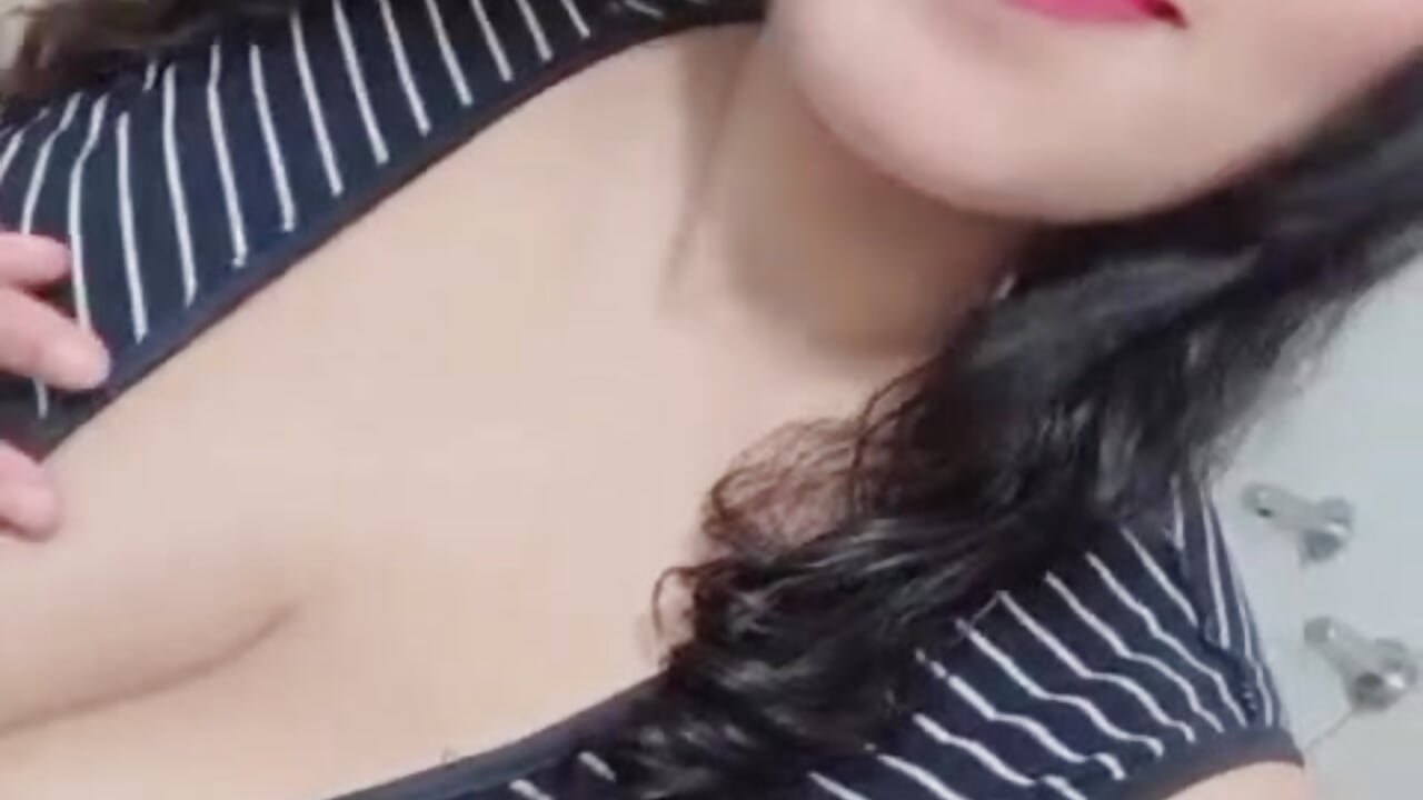 Kisses 🫣 - Alexahot_1997 adlı kamera modelinin videosu