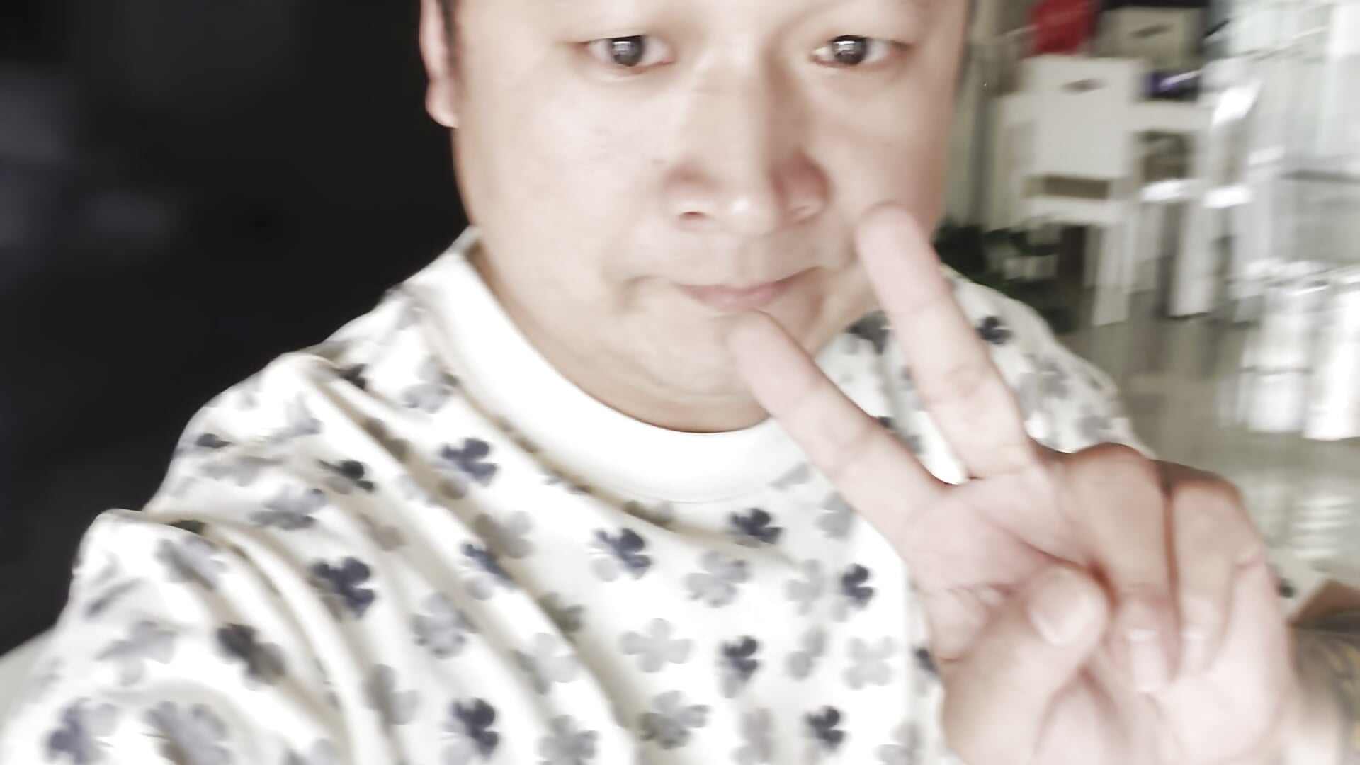 宝贝，爱你😘么么哒❤️
