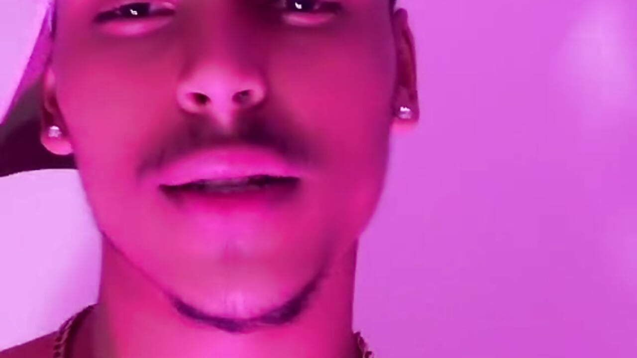 🤴🏻– Angel_foxc13 kameramodell videója