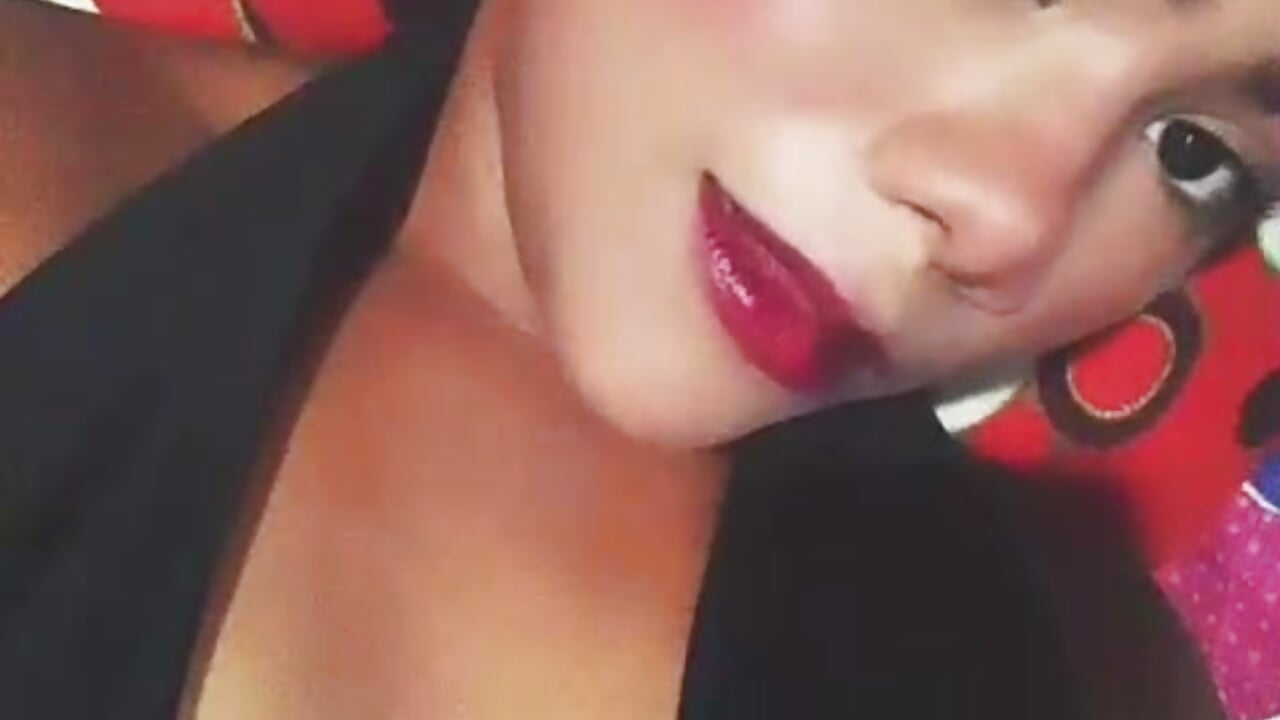 🌸📸 - video by _EmmaMiller_