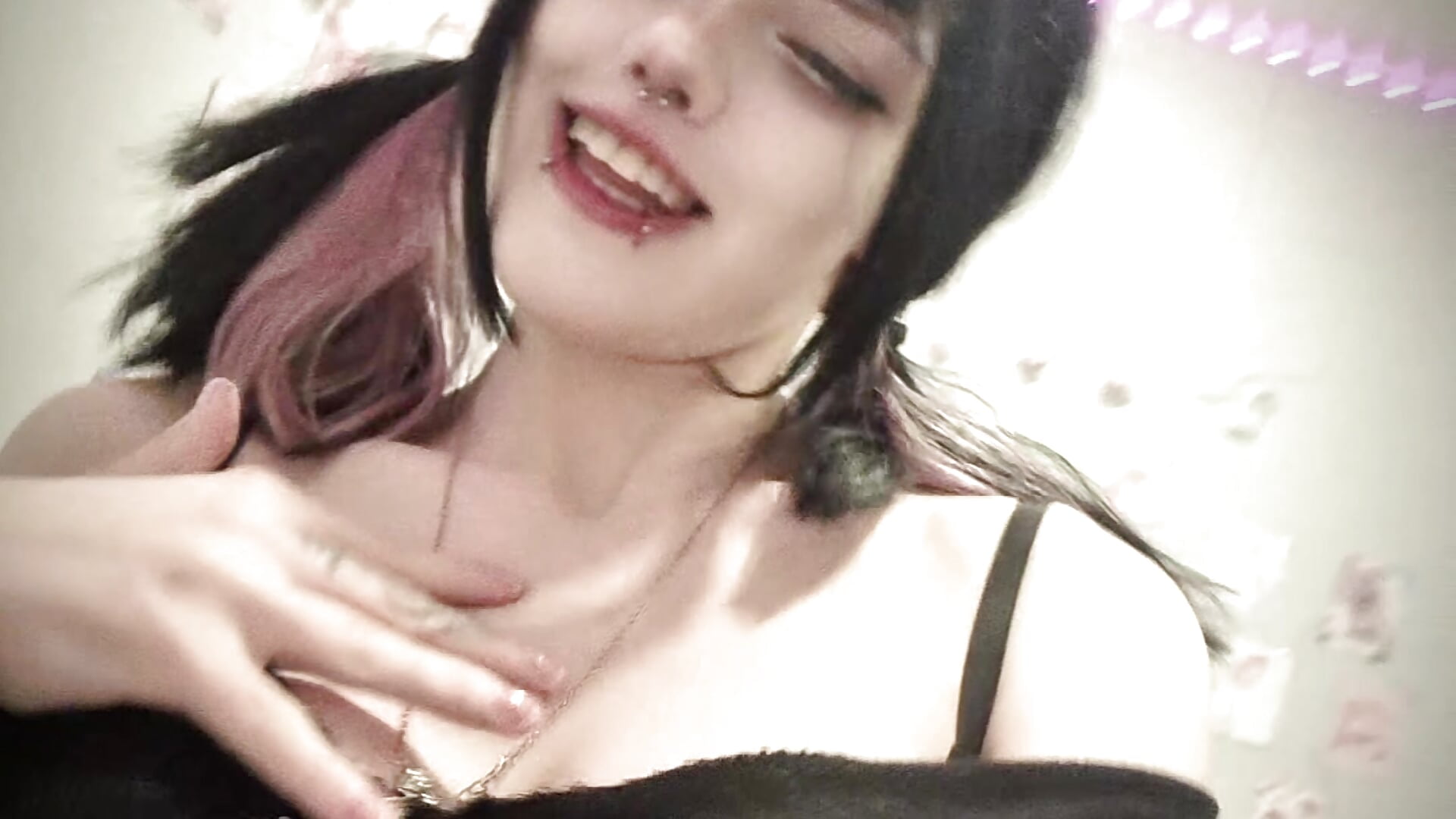 leyley<3 - video oleh VelvetAlice kamera model