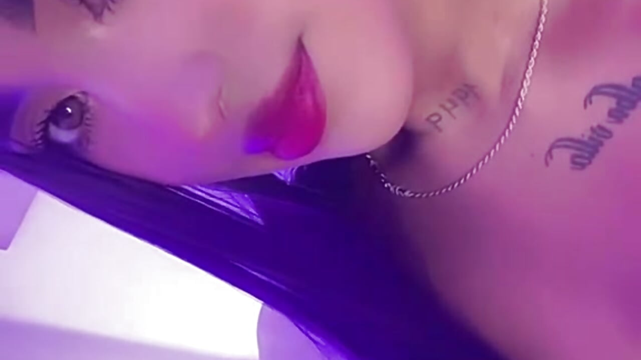 cute little eyes - clip cu SofiaVitali_ model videochat
