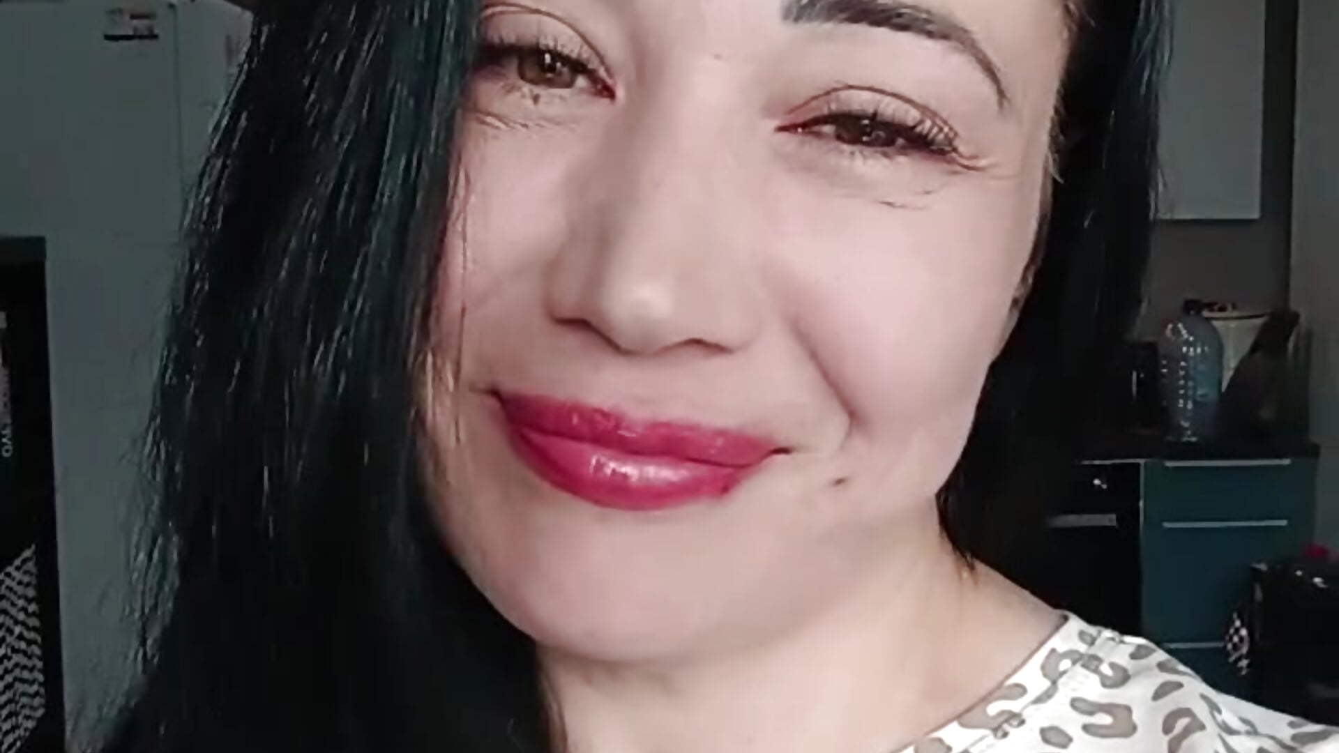 video5231282196731434312 - video van BellMiraa cam-model