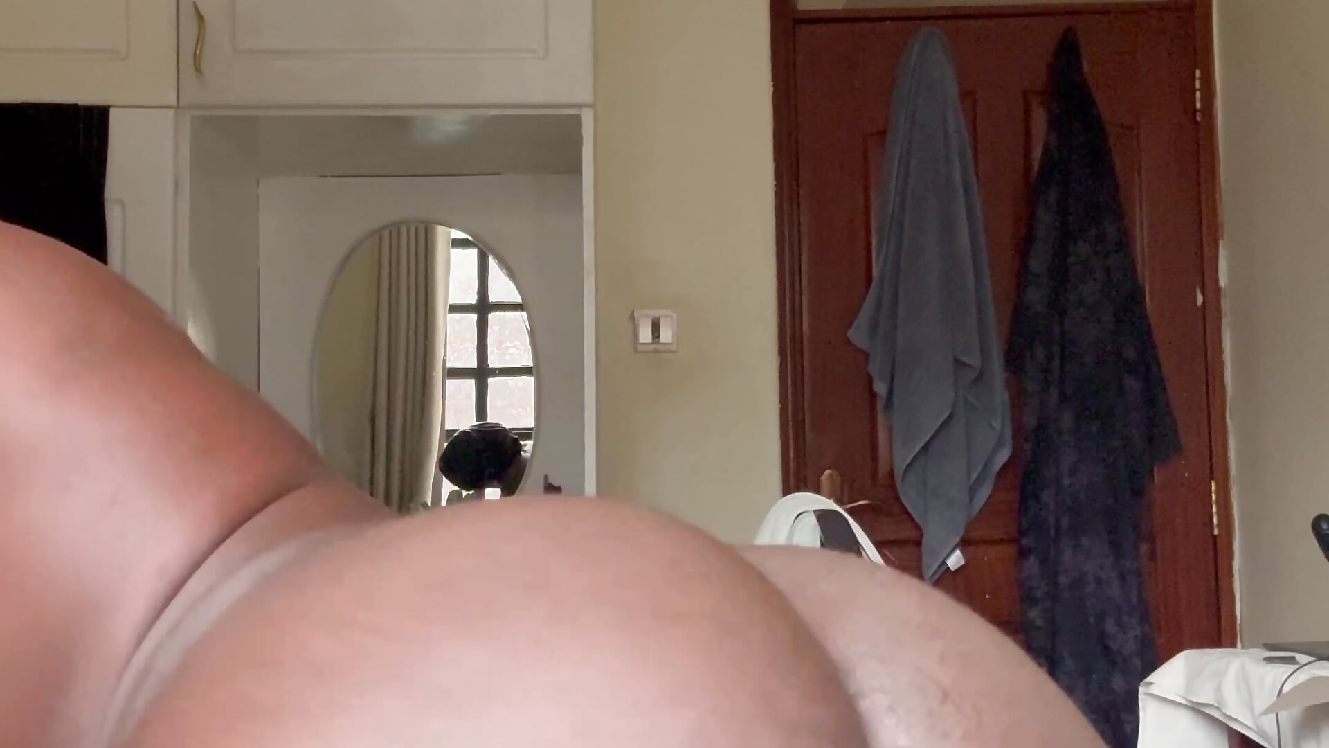 Fart - video by K_swan cam model