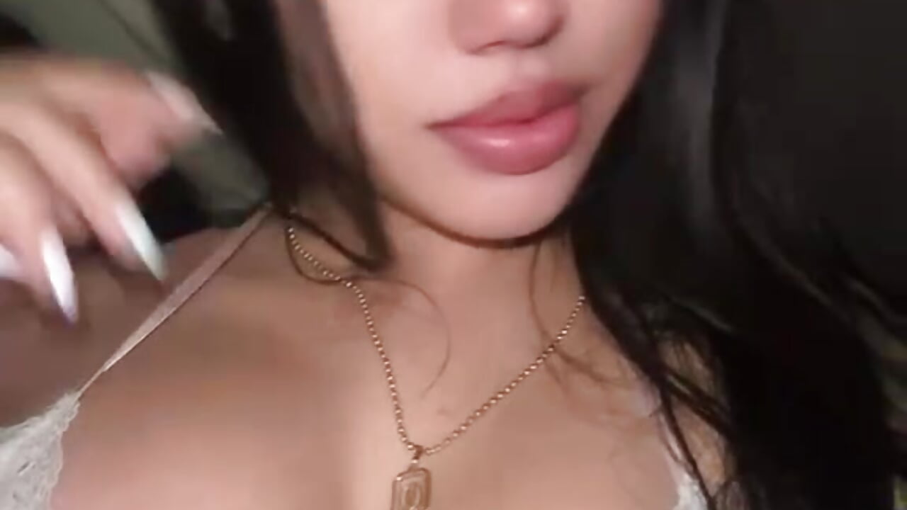Me 💕 - Vídeo de Vaelina_, modelo de vídeos