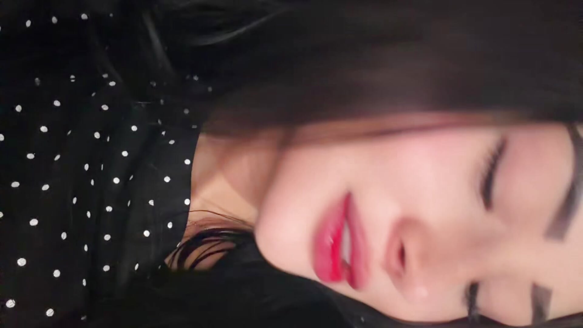 1f375c29ebb34128819f6792837c7602 - video by Aylin-fire cam model