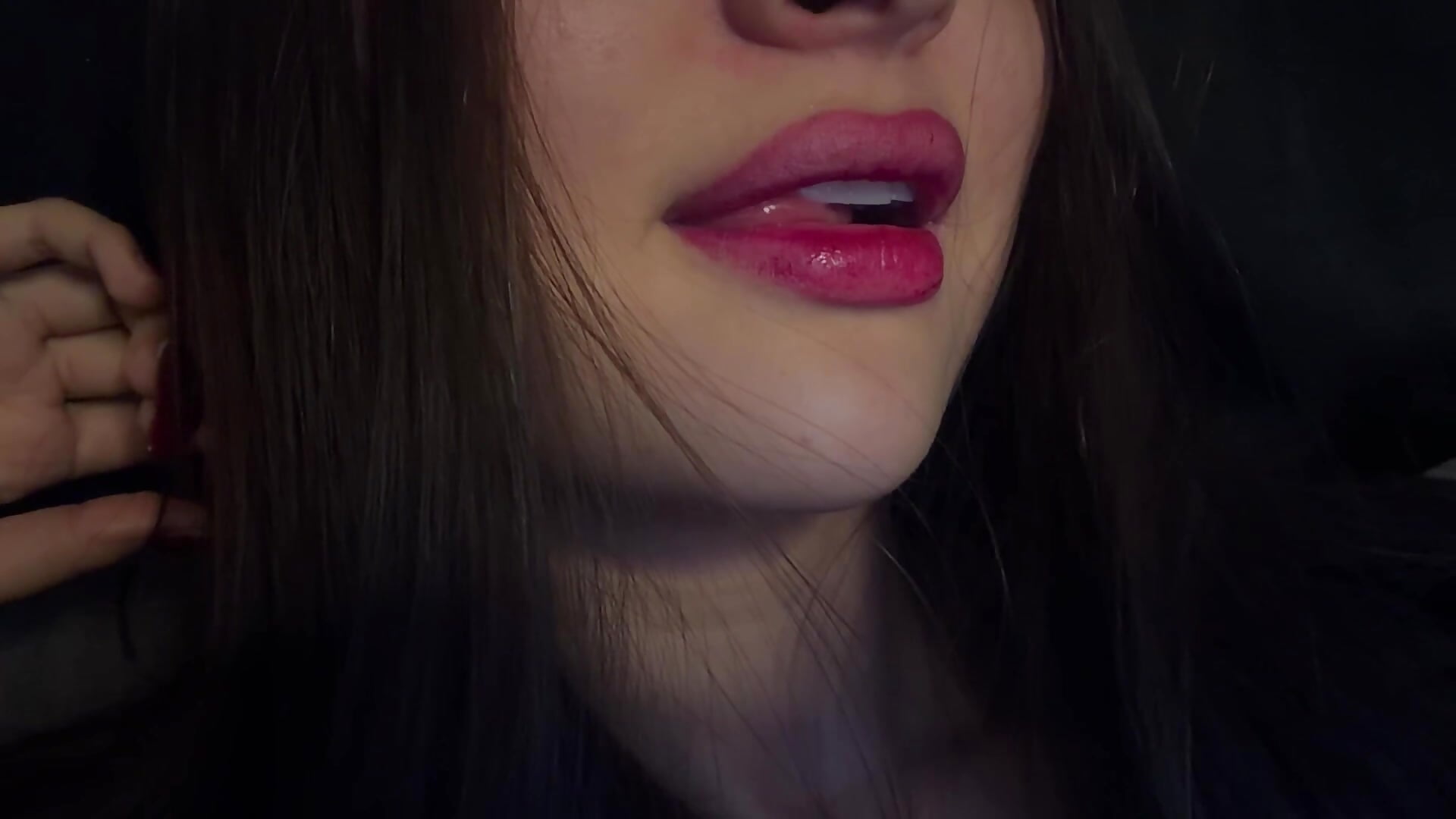 ♥️ - Aylin-fire adlı kamera modelinin videosu