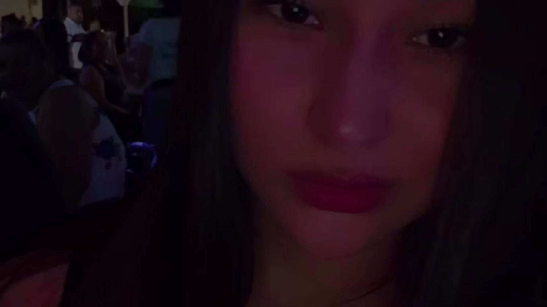🥰 - Aylin-fire adlı kamera modelinin videosu