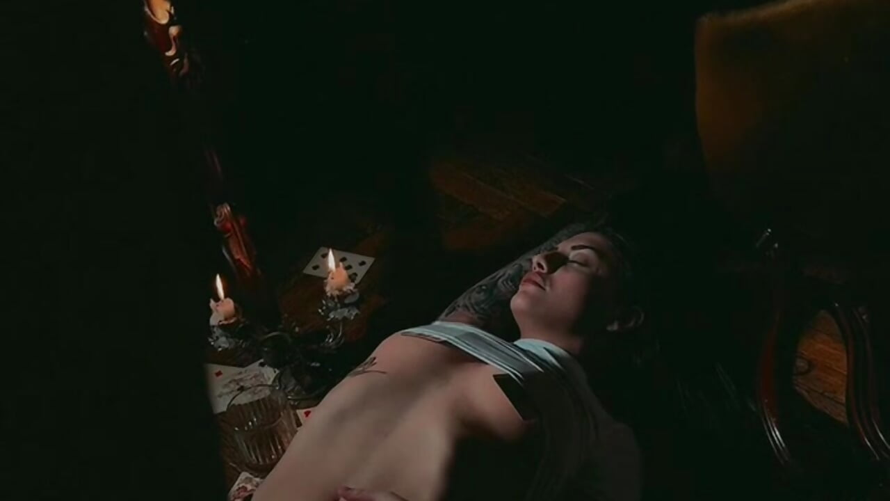 🥃 - video của người mẫu cam IamMikaella