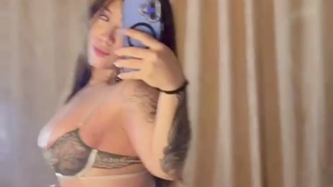 Hey!😈 - vídeo de Violetsalvatore_ modelo de câmara