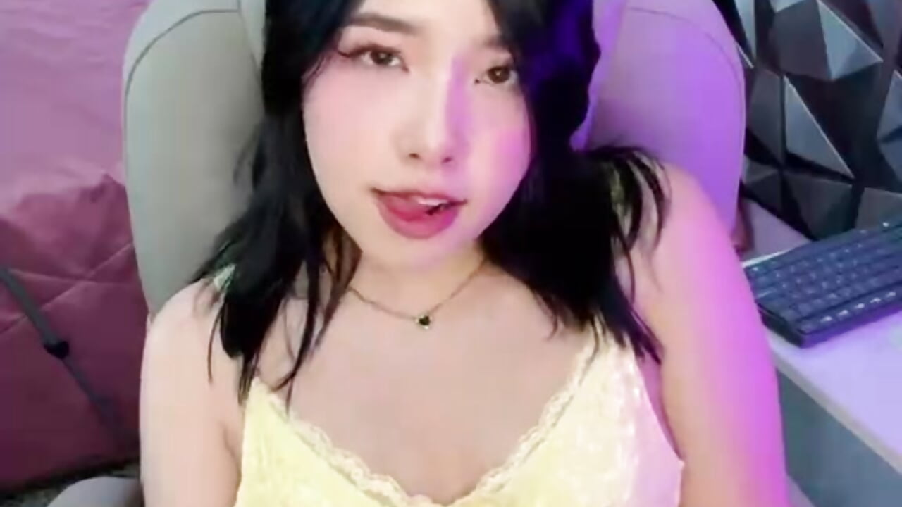💋😋