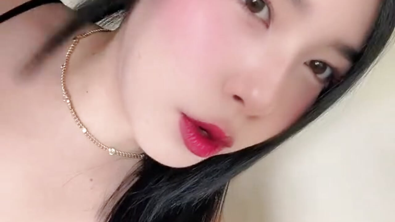 💋