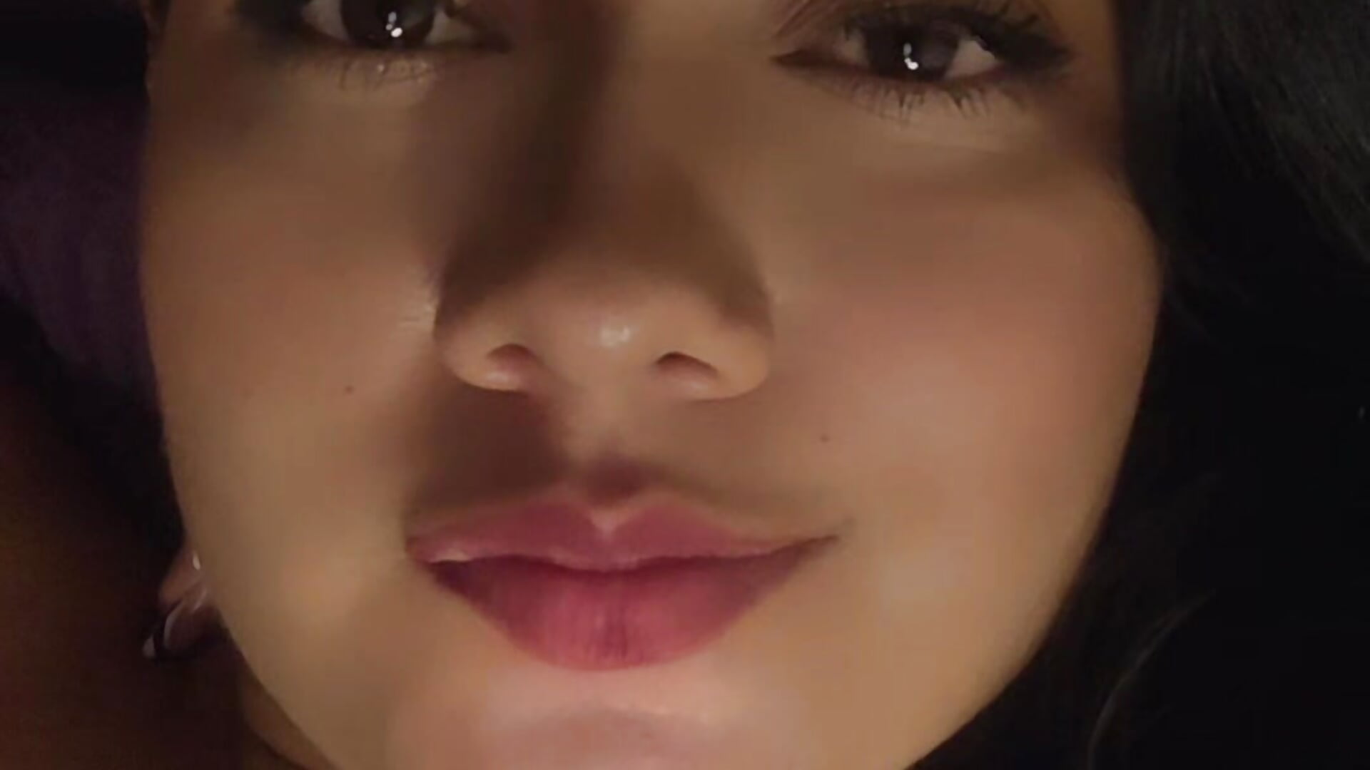 😚😚😚 - video di Young-Soo modella di cam