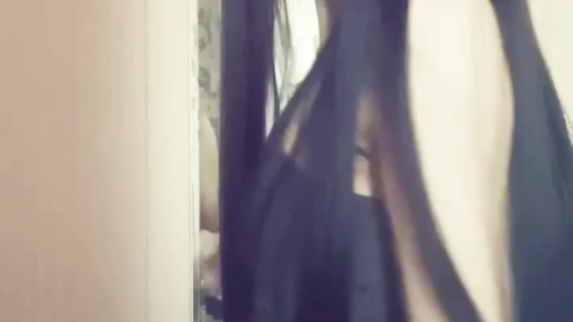lipsync - video by Rosavienne cam model