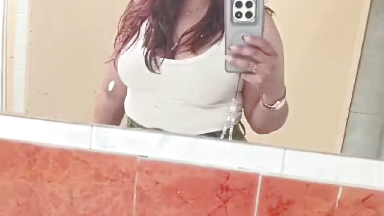 profile-intro-video-1779717112 – video modela na kameri alma_alvares