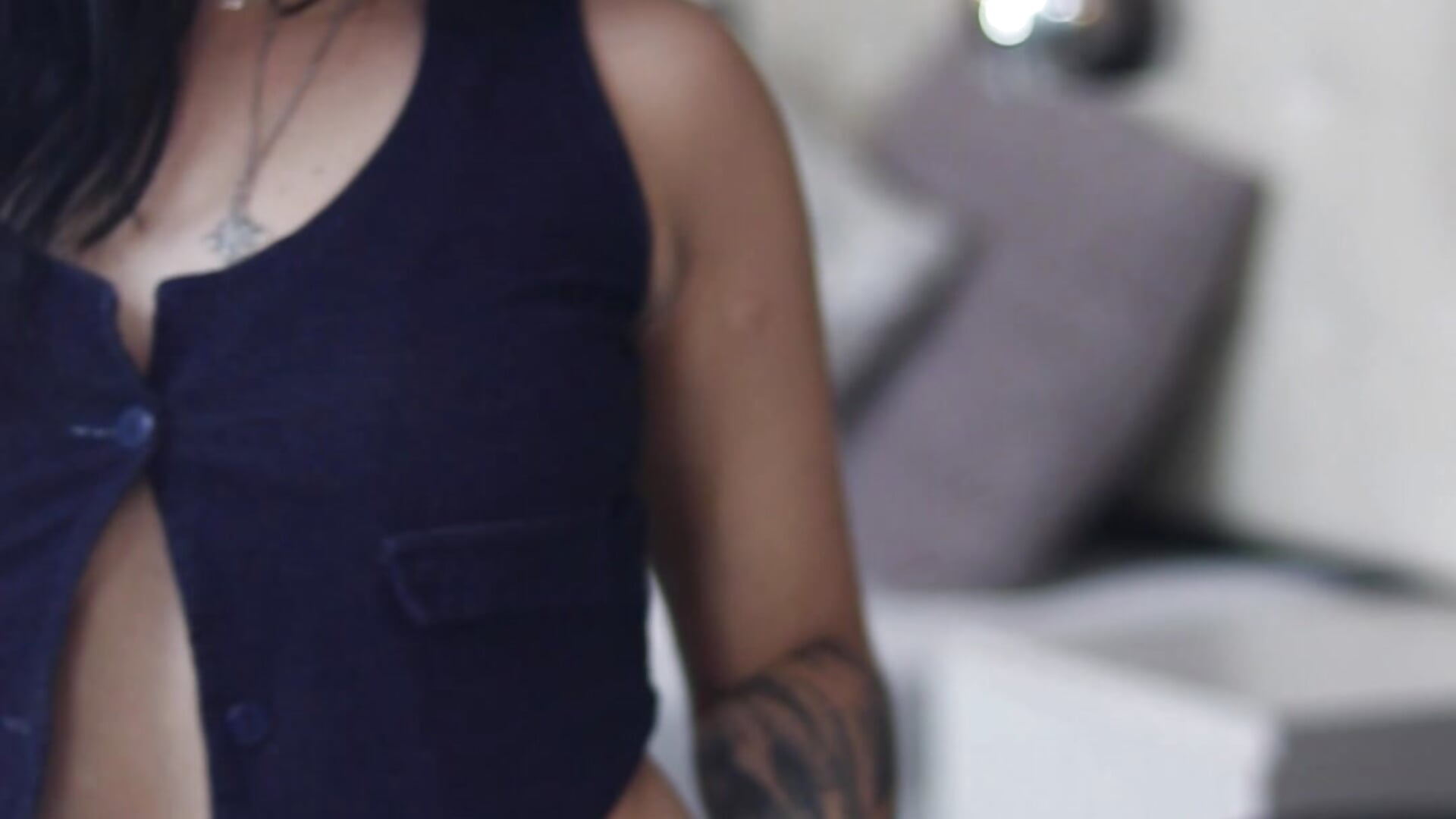 know me - video by SofiaThoompson cam model
