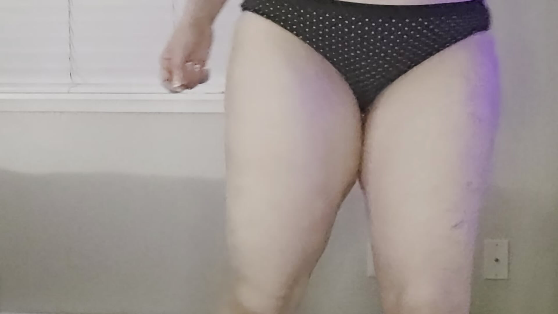 Kick - video by Scarlett91 cam model