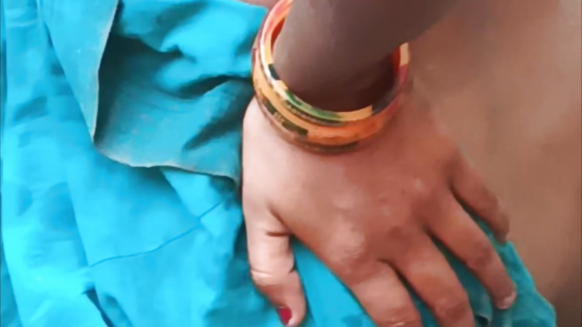 Sexy Indian — filmik maliska-rani, modela(-lki) na kamerkach