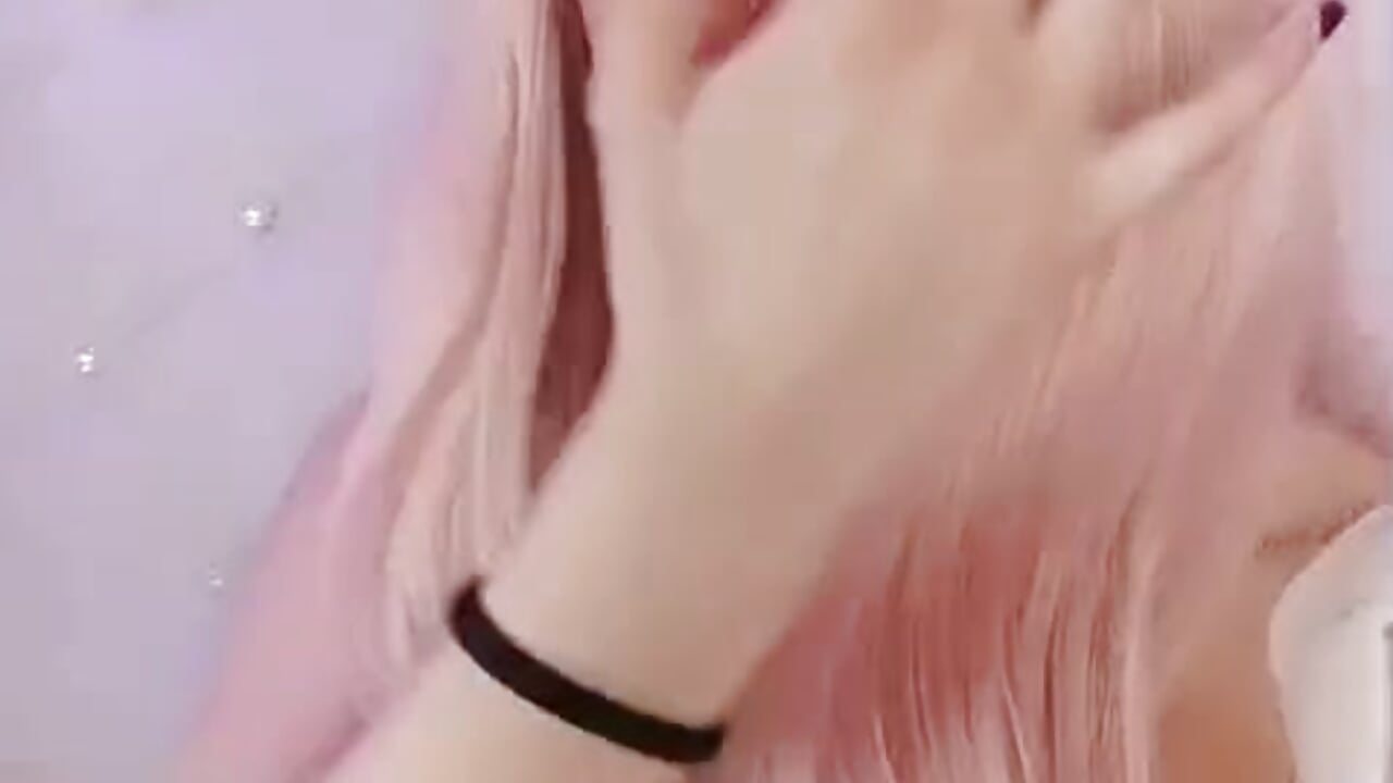 ✦ too cute to be trusted ♡ - відео від вебкаммоделі Effy_Kessler