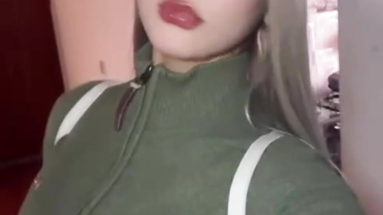 Nice to meet you ❤️‍🔥 - video by SophieMoneet cam model