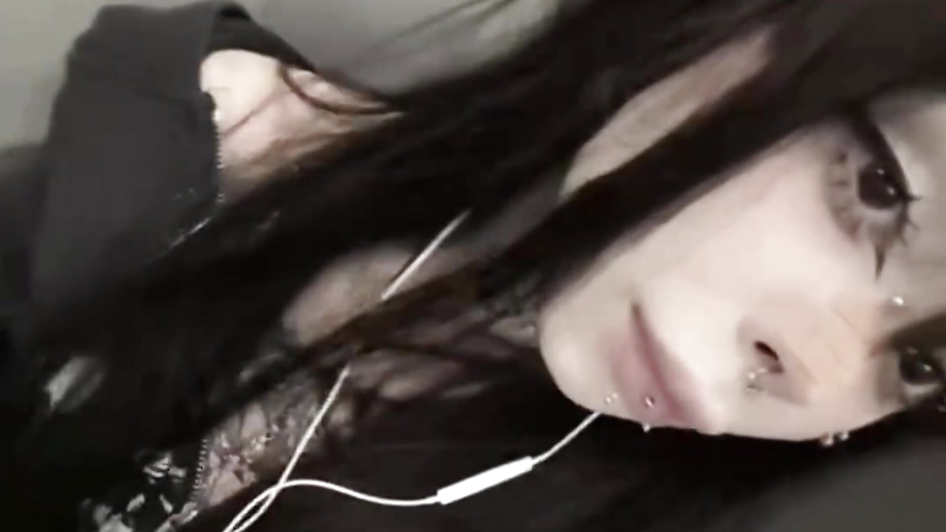 my lips - dark_aangel 캠 모델의 동영상