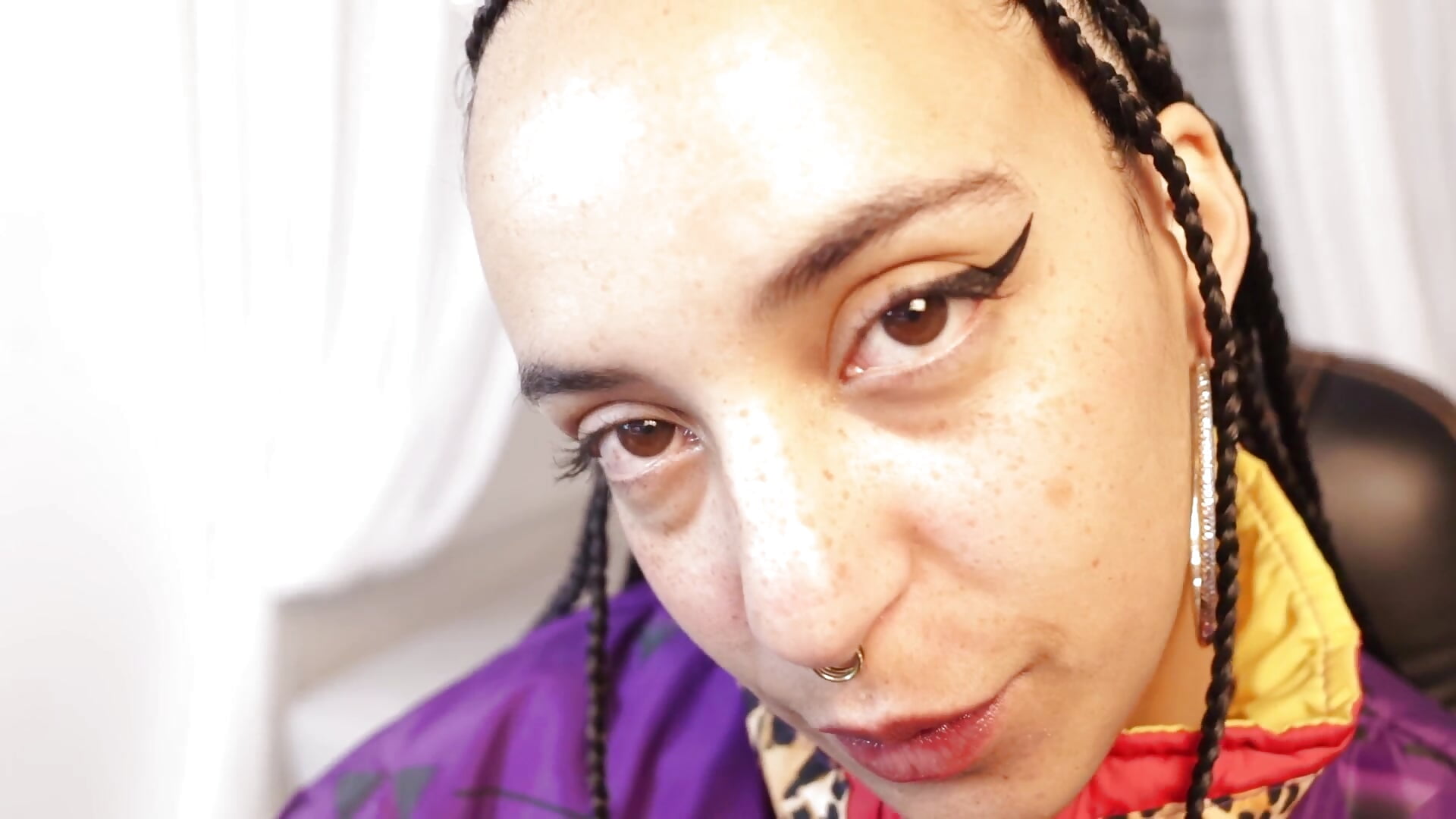 smoke sexy, ntmu – video af Millie_Volturi cam-model
