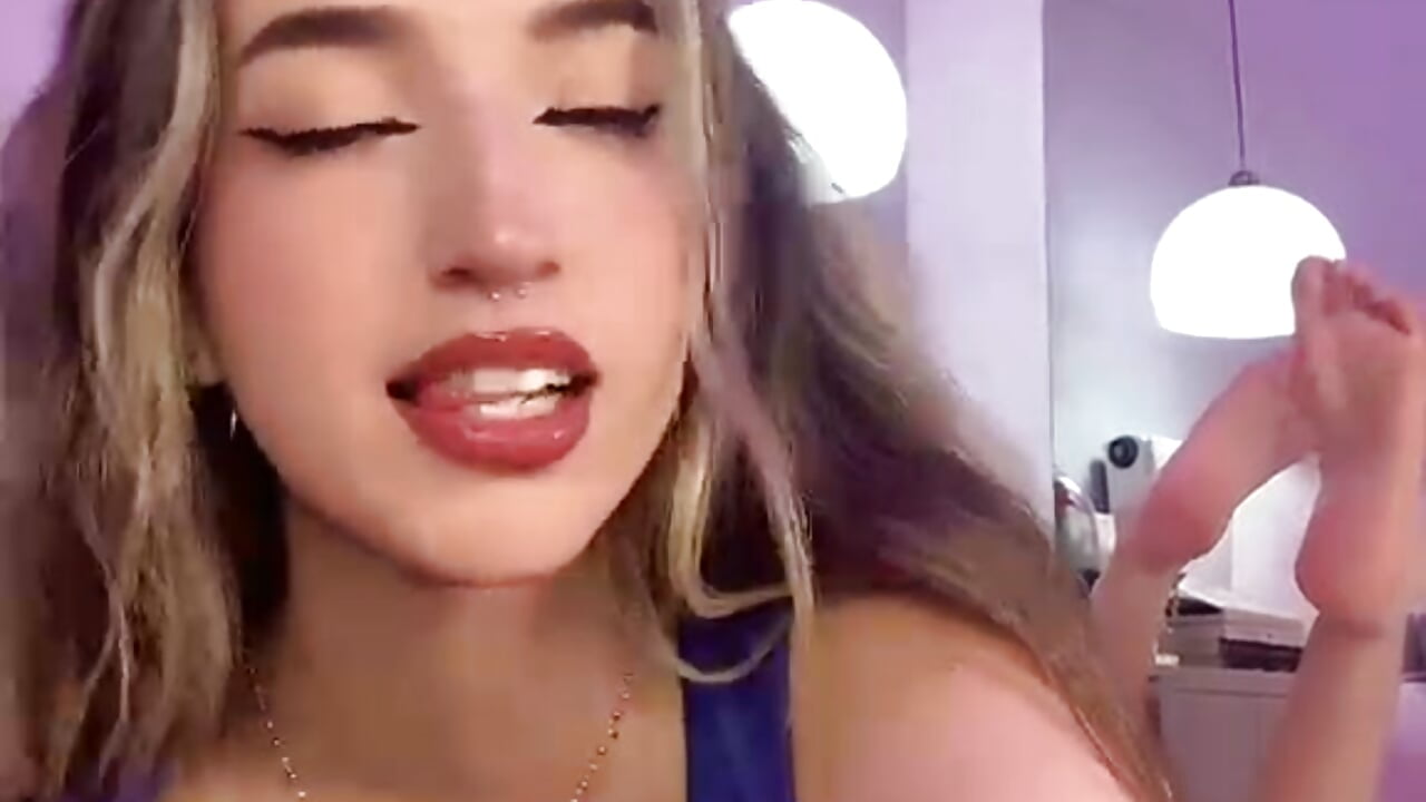 sexy me – видео вебкам-модели elizabeth_paython