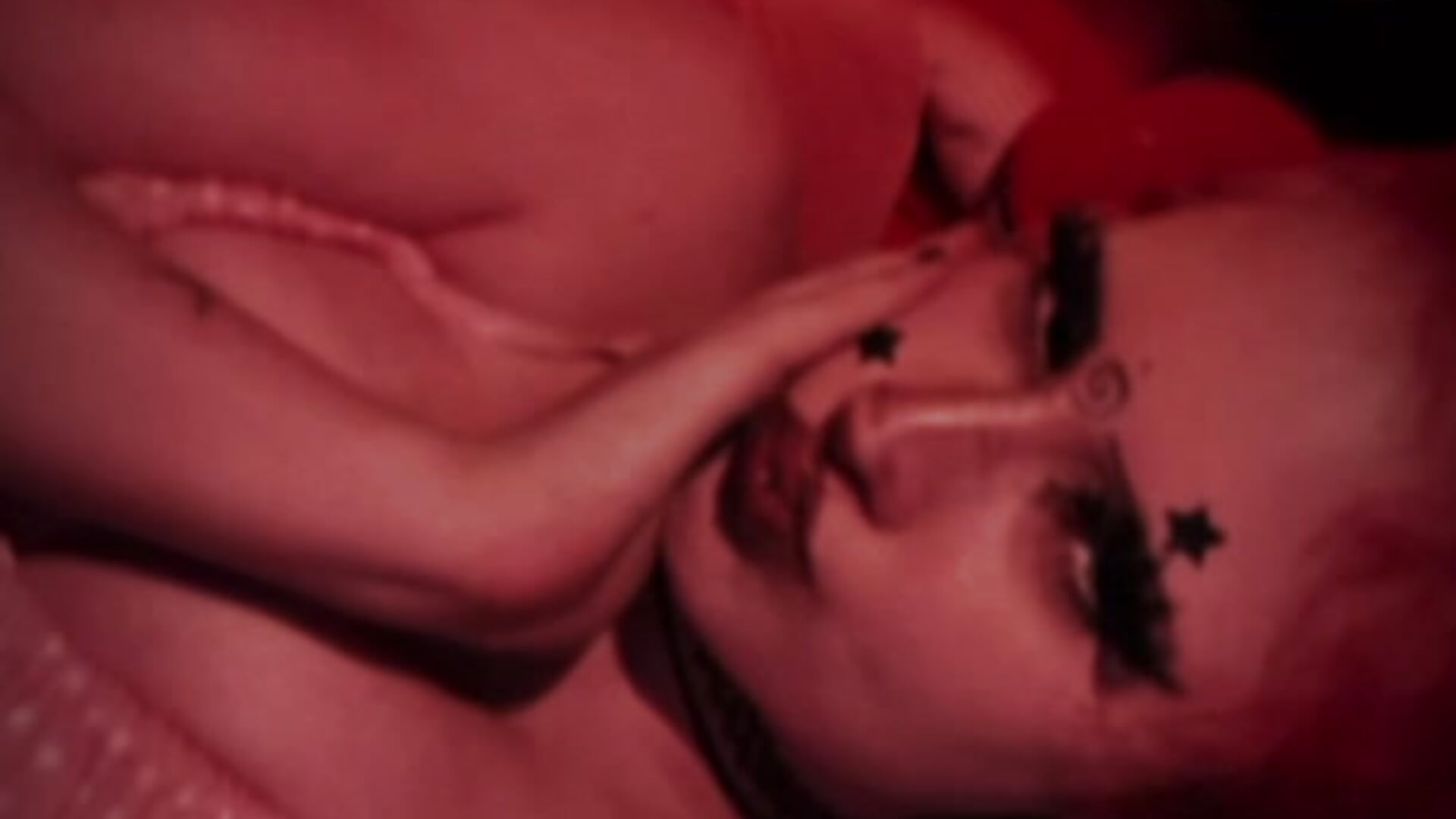 hot girl summer 🤞 - video van whimsicallylusty cam-model