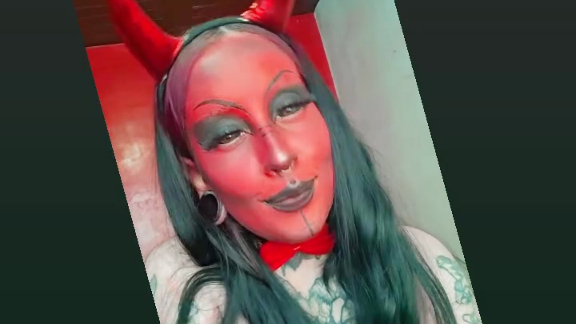 🎃TU DIABLITA 🎃 - วิดีโอโดย Venom-Luna โมเดลแคม
