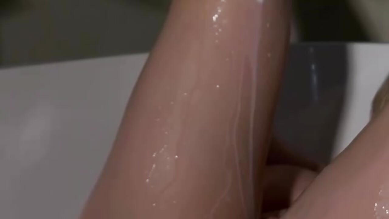 Do you lick milk off my pussy?💦