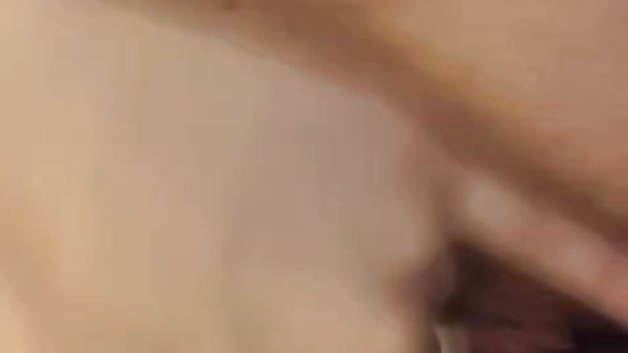 WhatsApp Video 2026-08-20 at 11,57,38 AM   – video od webkamerové modelky arignna