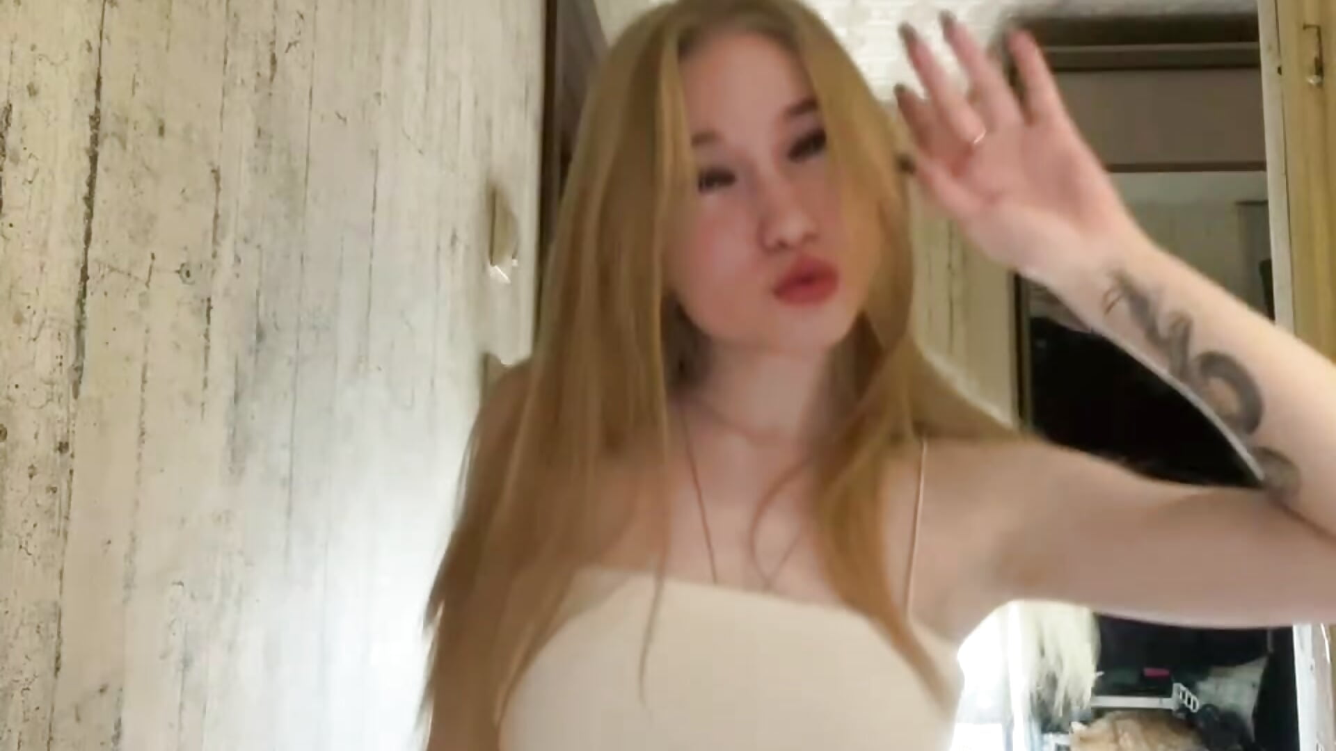 its me <3 - video by CastiMelion