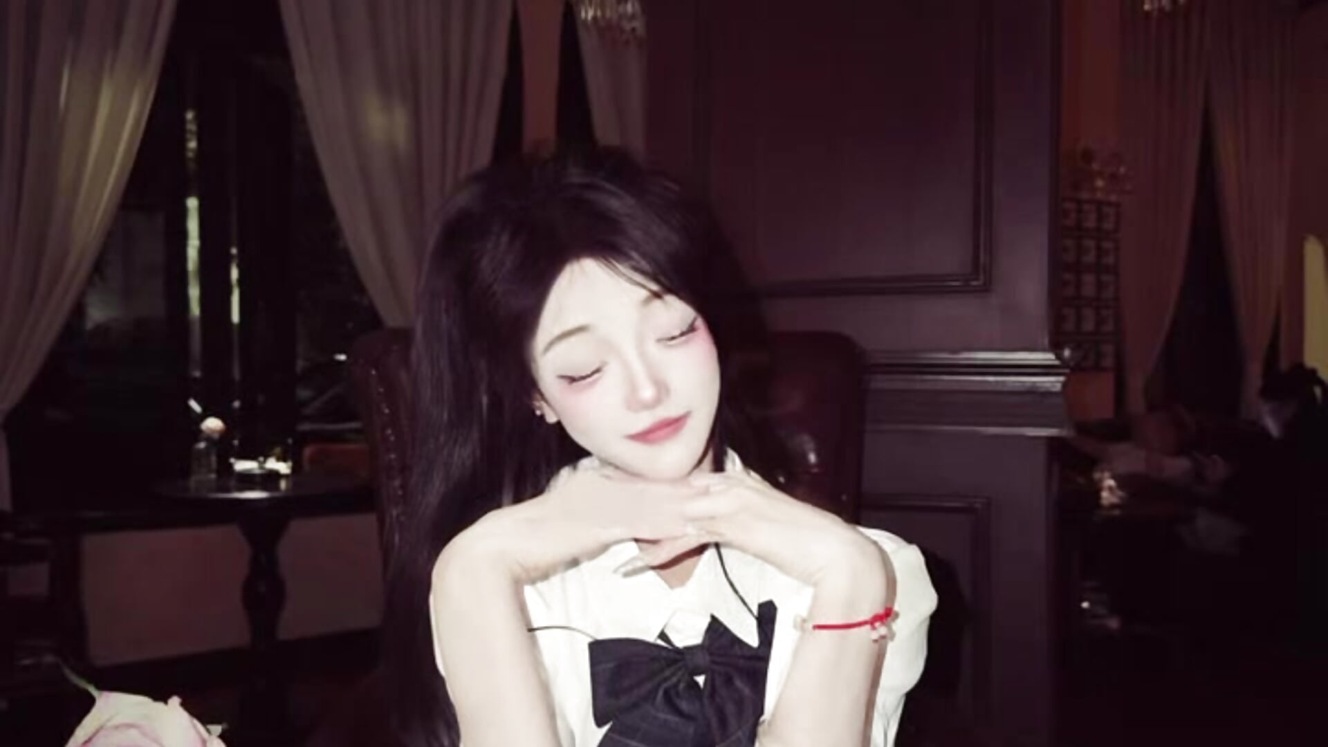 糖糖 – video modela na kameri TF-001