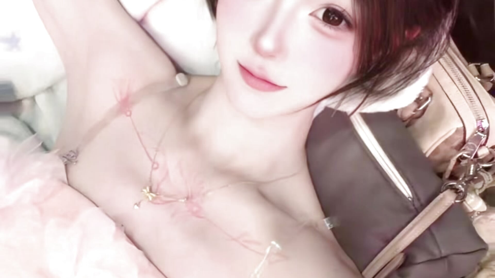 糖糖 – video modela na kameri TF-001