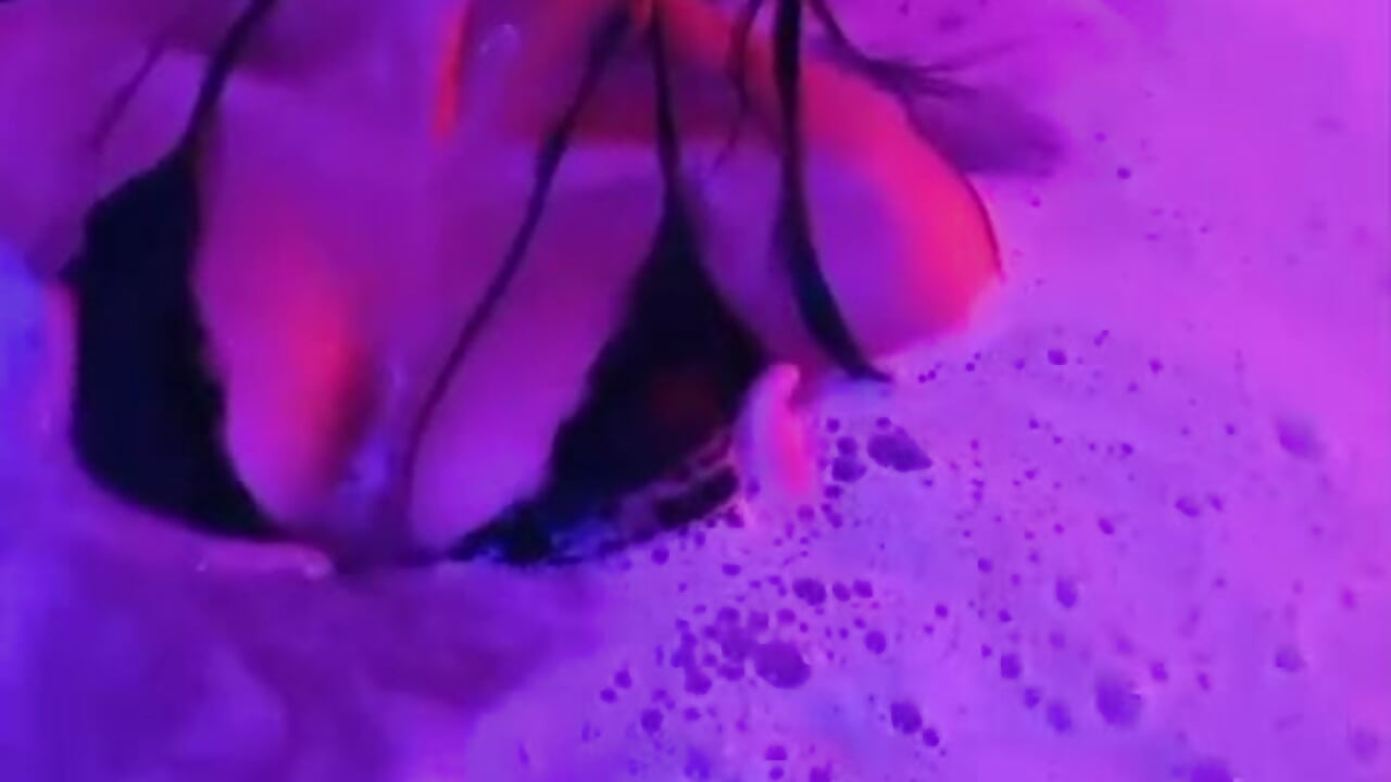 HI LOVE 😏 - video by Gaby_Moonn cam model