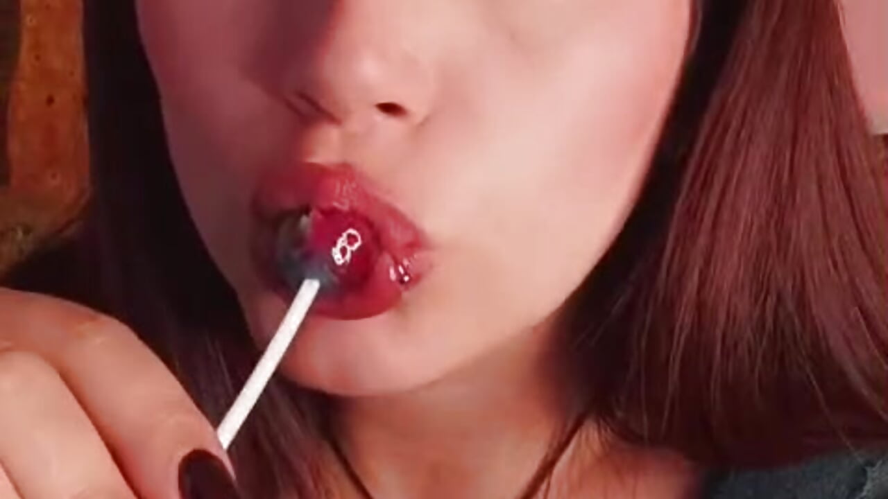 WhatsApp Video 2026-05-26 at 8,57,29 PM – video modela na kameri Miss_serena