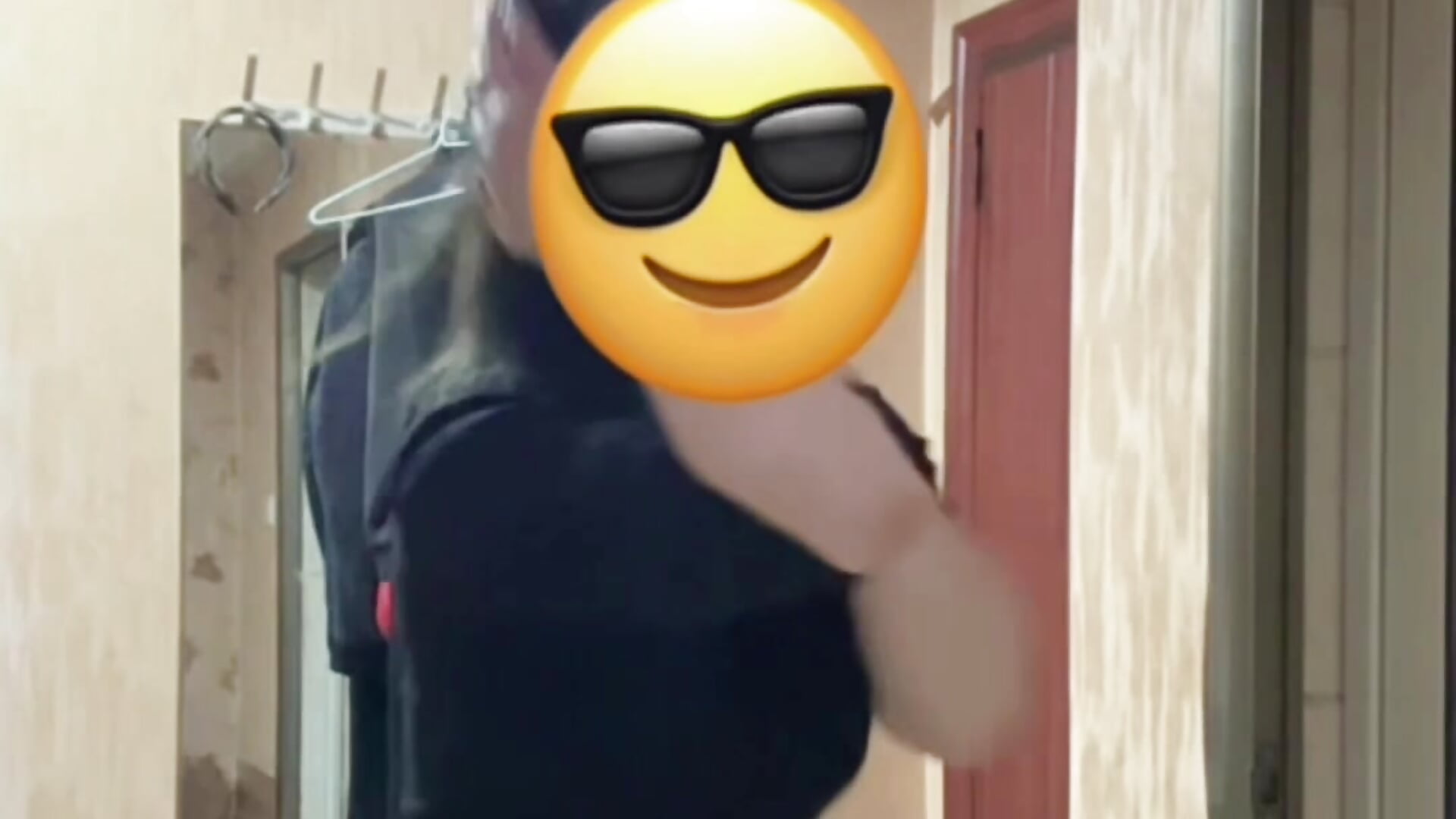 扭屁股💞 - video by yi01 cam model