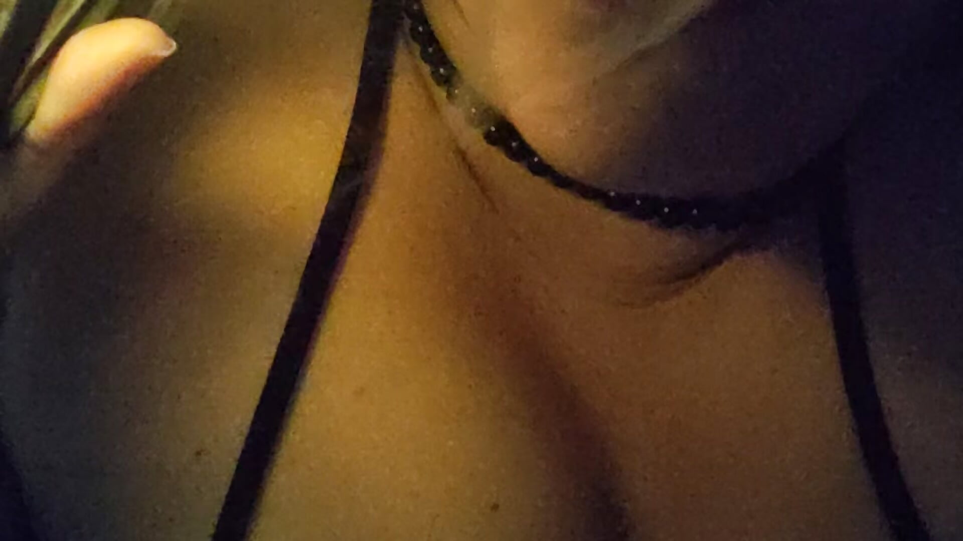 1000658407