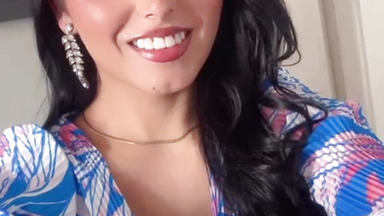 Cute and sensual - video od modelky/modela RosaliaSuarez